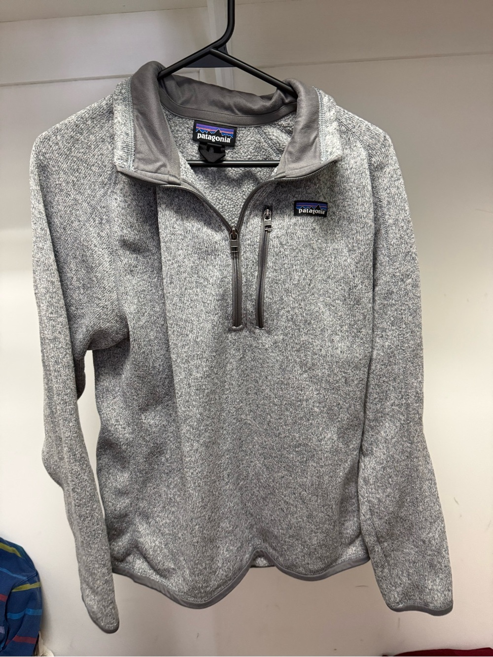 Patagonia Men’s Heather Gray Half-Zip Fleece Jacket